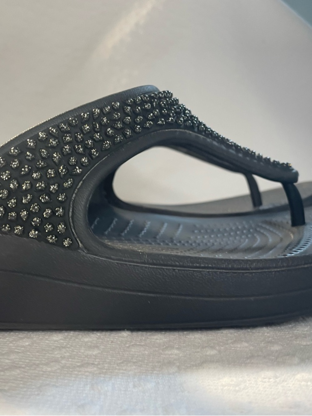 CROCS Boca Wedge Rhinestone Flip Black Platform Thong Sandal W9
Showgirl glamour - Picture 5 of 8